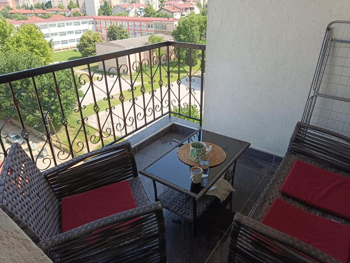 Apartment เวเลส ภายนอก รูปภาพ