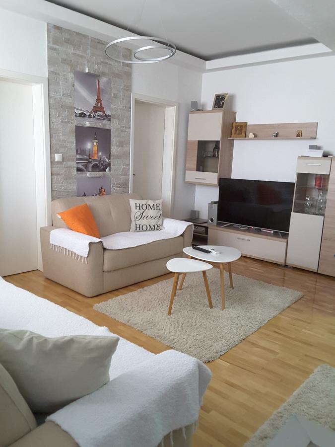 Apartment เวเลส ภายนอก รูปภาพ